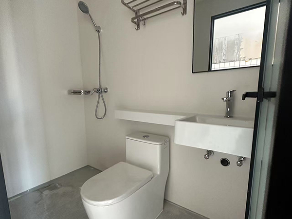 宿舍简单卫生间